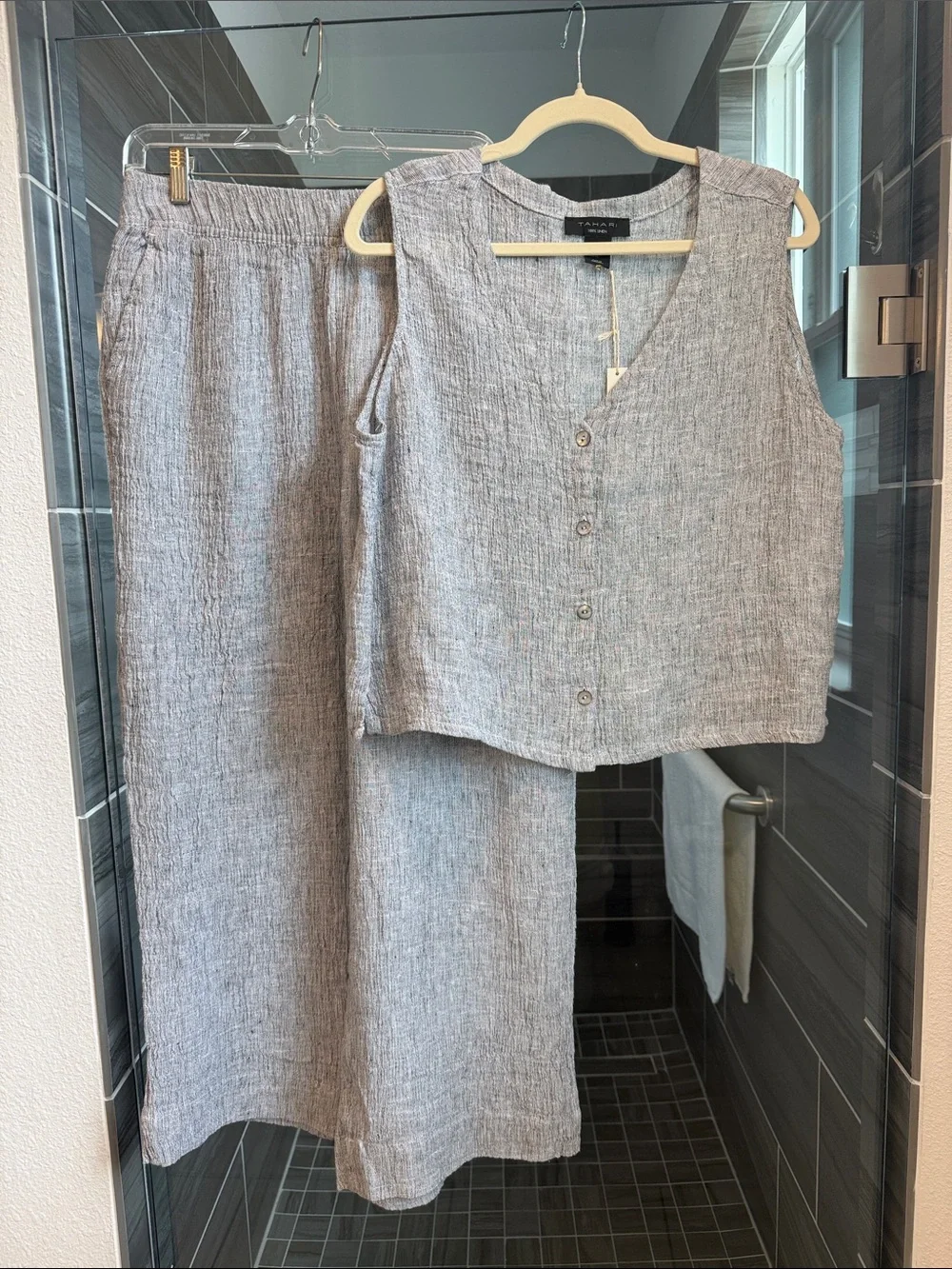 Tahari Light Gray Linen Sleeveless Button Vest & Wide-Leg Pants Set